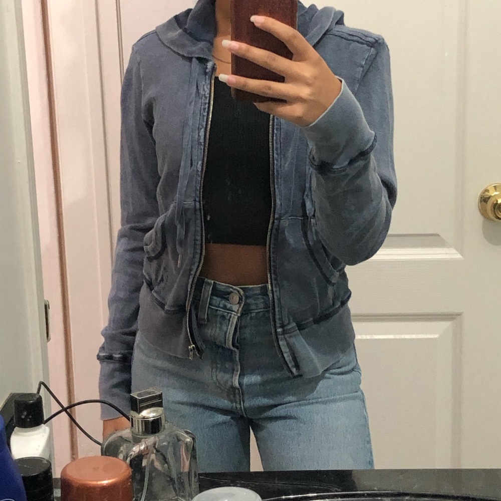 True Religion Cropped hoodie